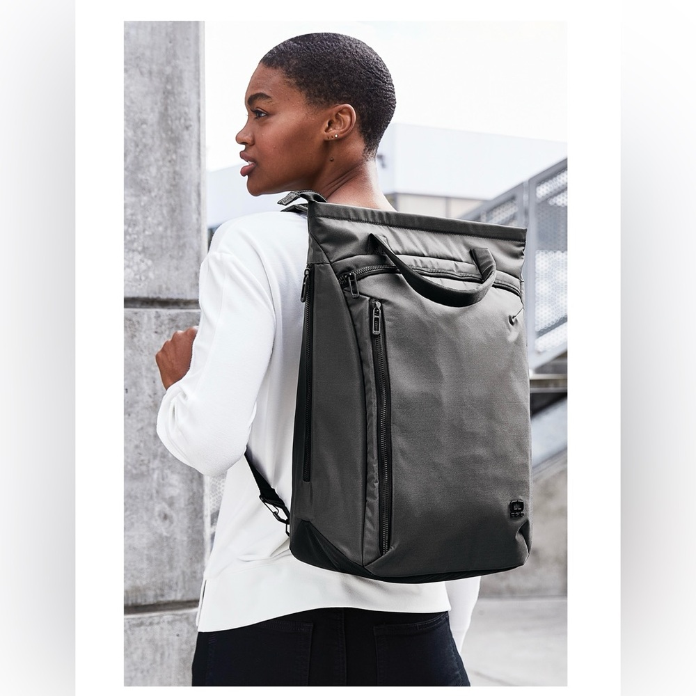 OGIO Evolution Convertible Bag| Color Black